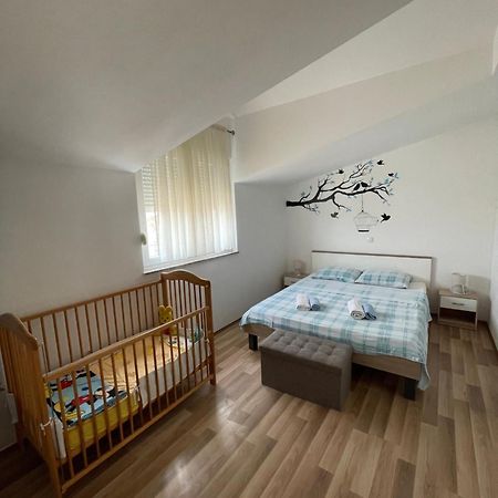 Apartmani Kristo 2 Zadar Bagian luar foto