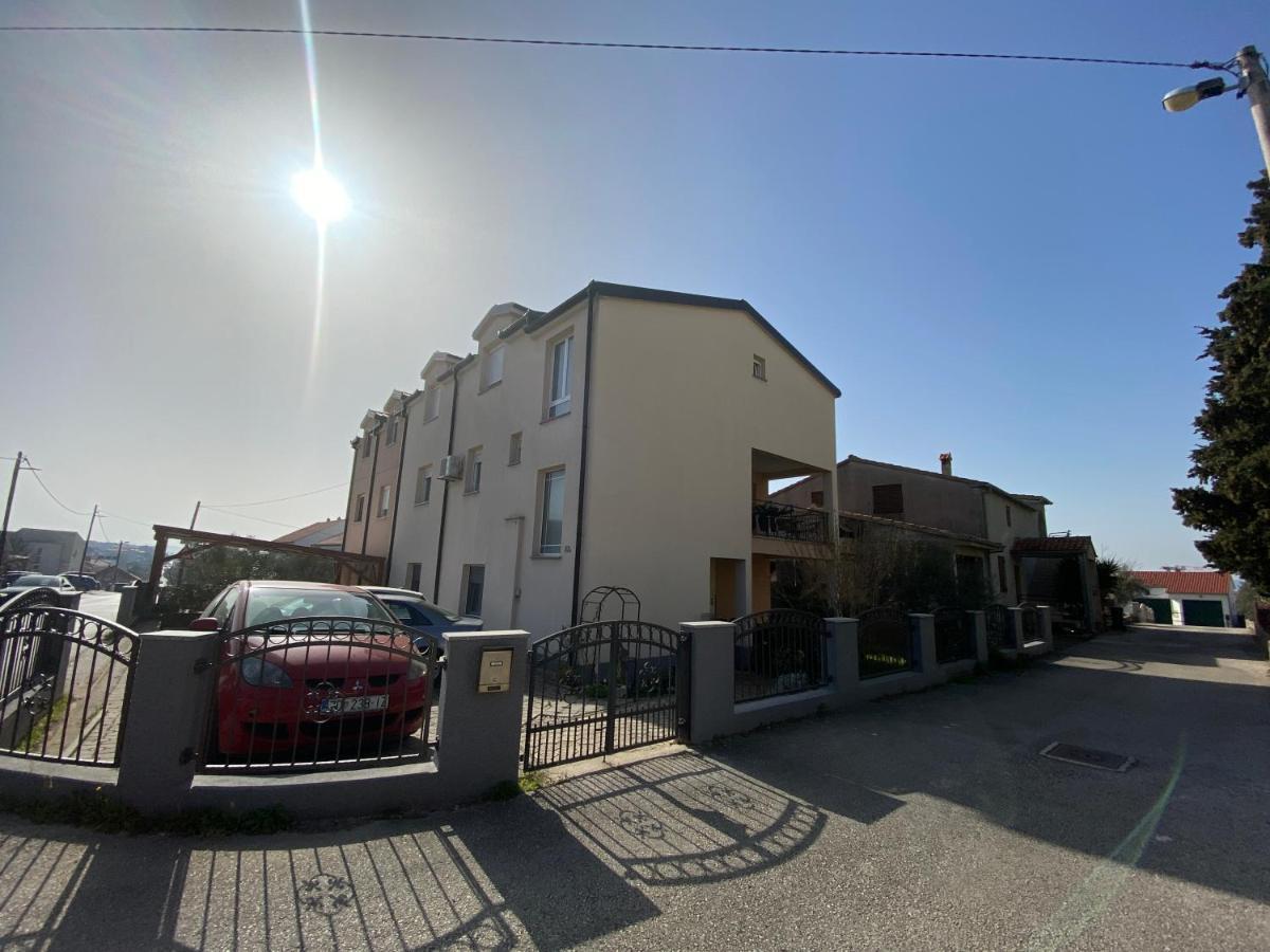 Apartmani Kristo 2 Zadar Bagian luar foto