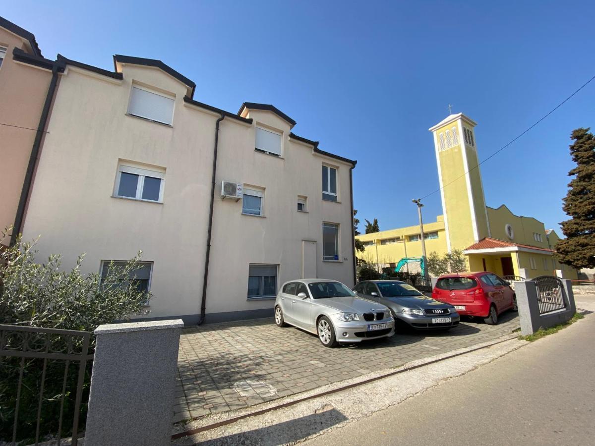 Apartmani Kristo 2 Zadar Bagian luar foto
