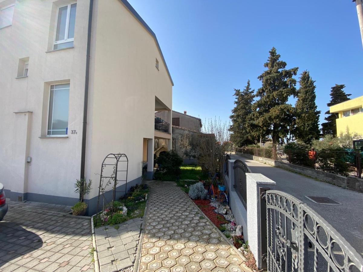 Apartmani Kristo 2 Zadar Bagian luar foto