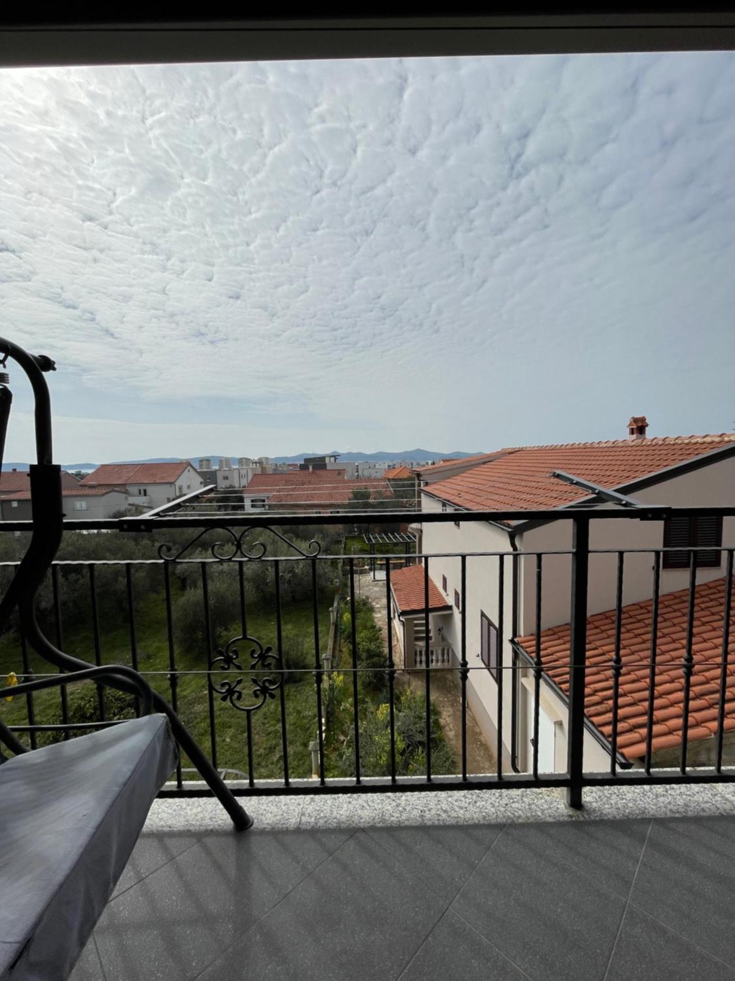 Apartmani Kristo 2 Zadar Bagian luar foto