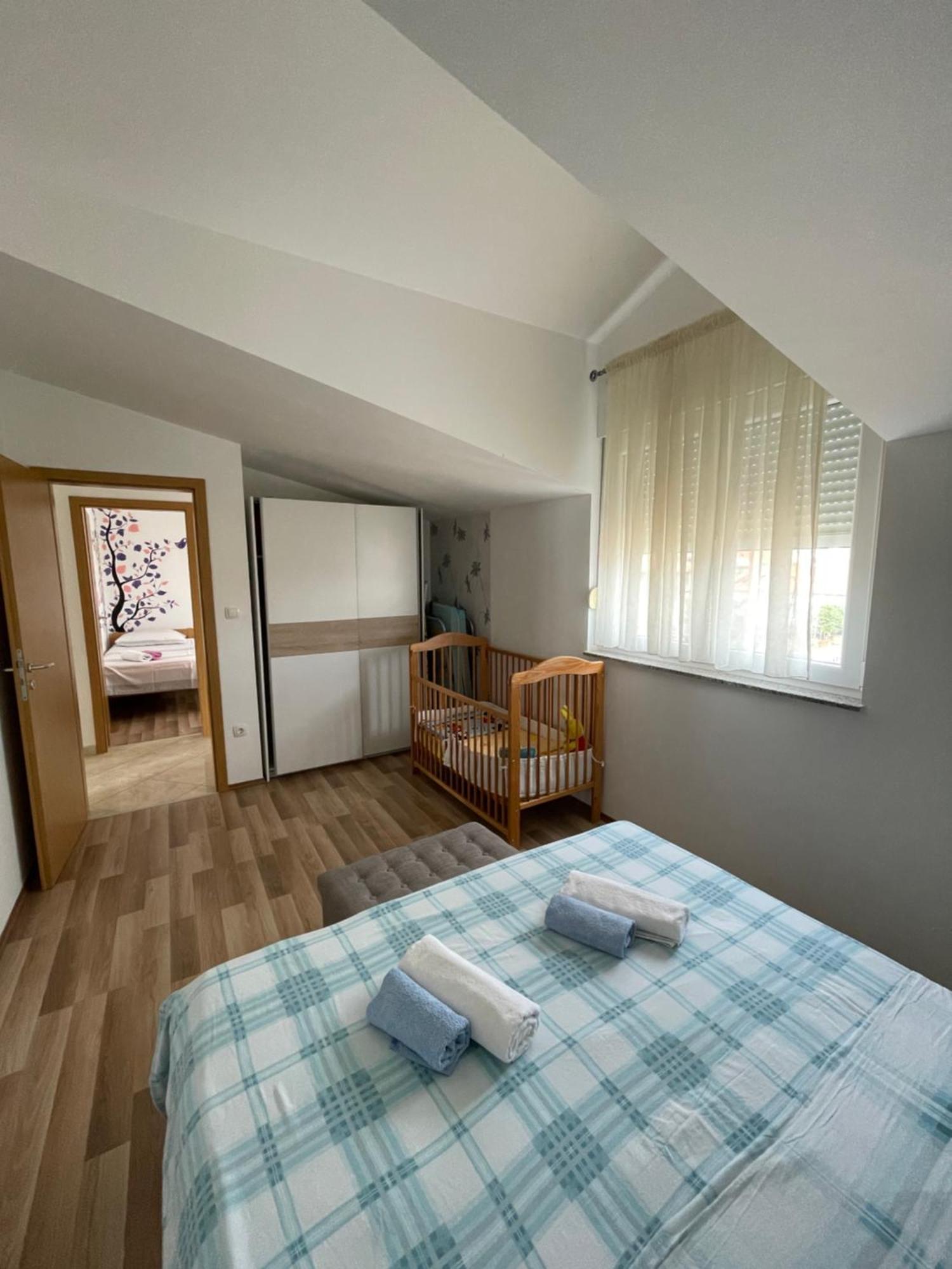 Apartmani Kristo 2 Zadar Bagian luar foto