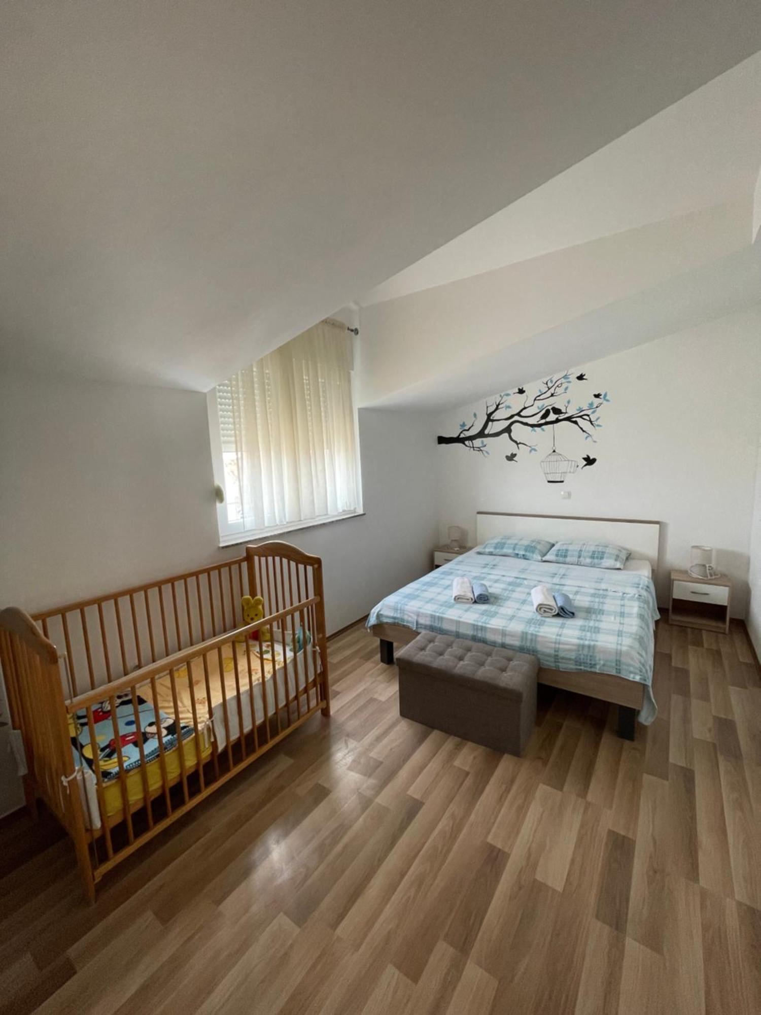 Apartmani Kristo 2 Zadar Bagian luar foto